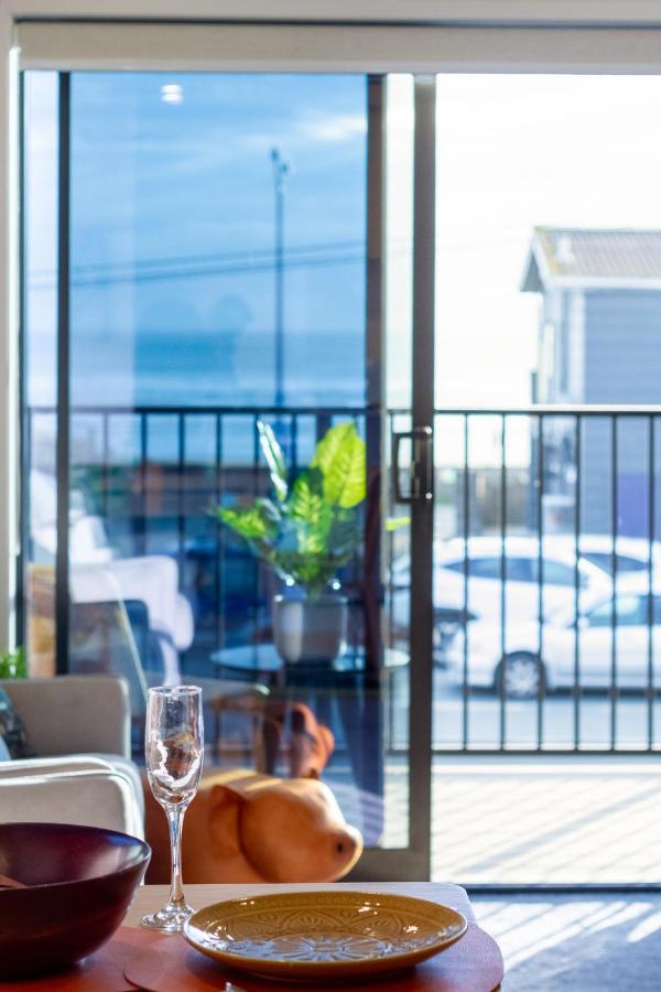 Okioki - Seaside Escape Apartment Christchurch Bagian luar foto