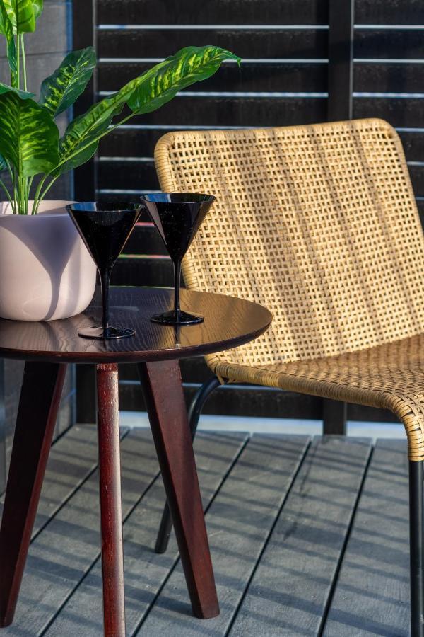 Okioki - Seaside Escape Apartment Christchurch Bagian luar foto