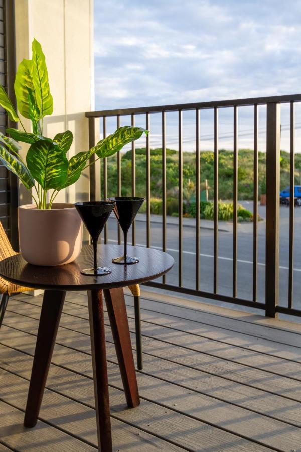 Okioki - Seaside Escape Apartment Christchurch Bagian luar foto
